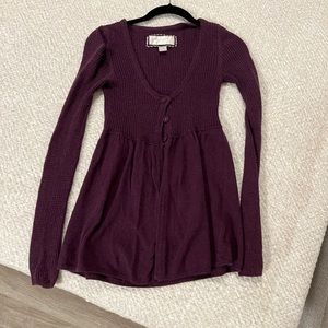 Used Women’s American Eagle Plum Sweater Size Small